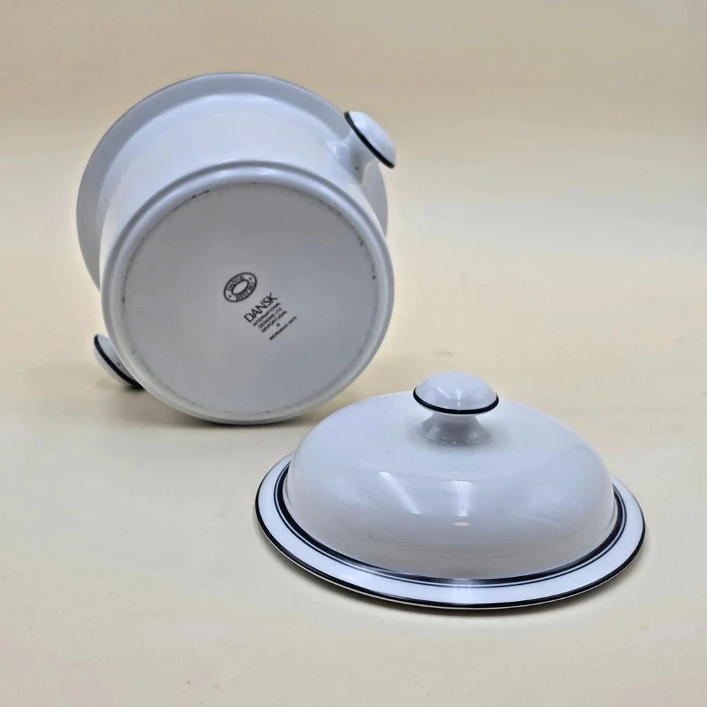 Dansk Bistro Christianshavn Casserole with Cover 2QT Portugal 8